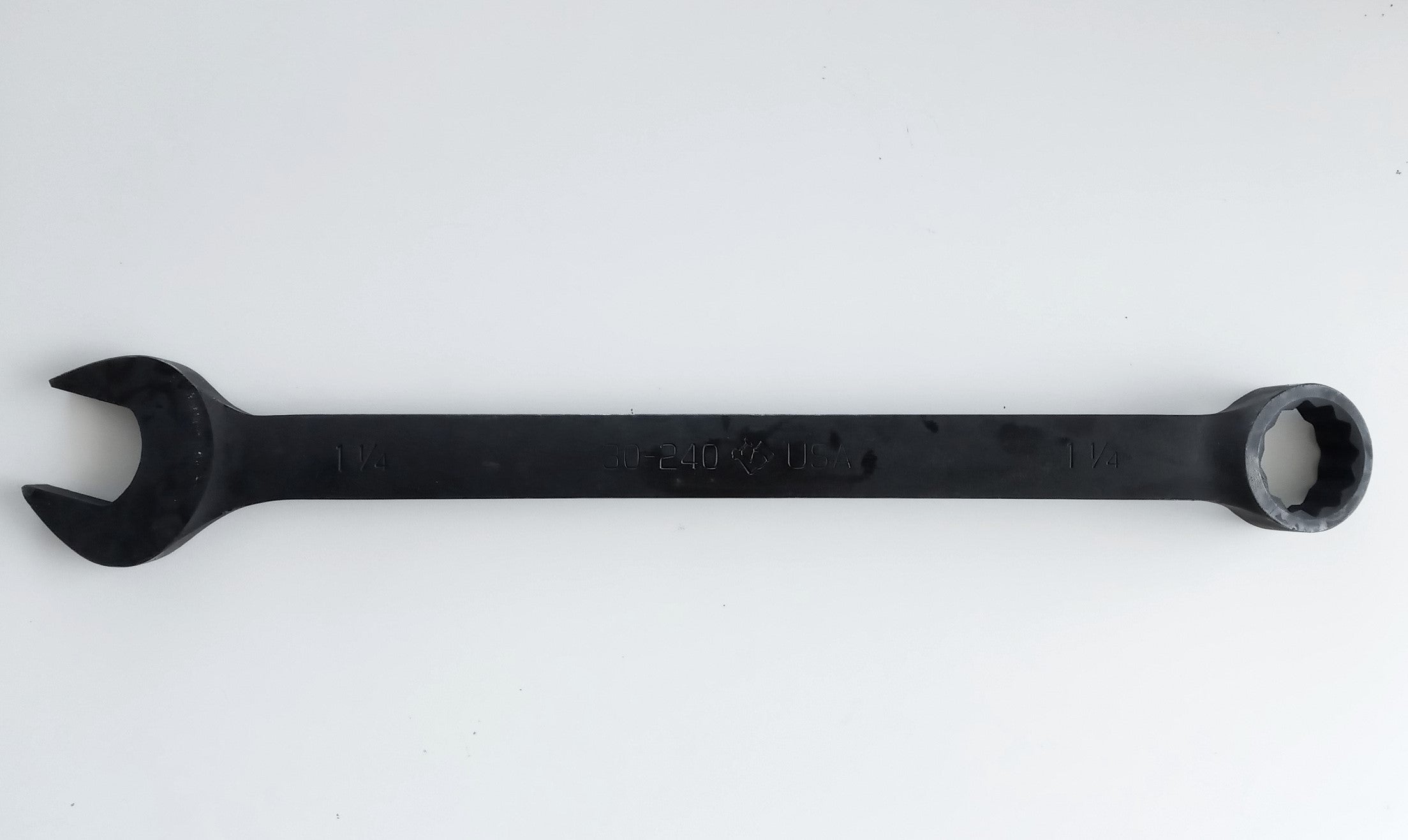 Armstrong 30-240 Long Combination Wrench, Black Oxide Finish 1-1/4″ 12pt USA Online Sale