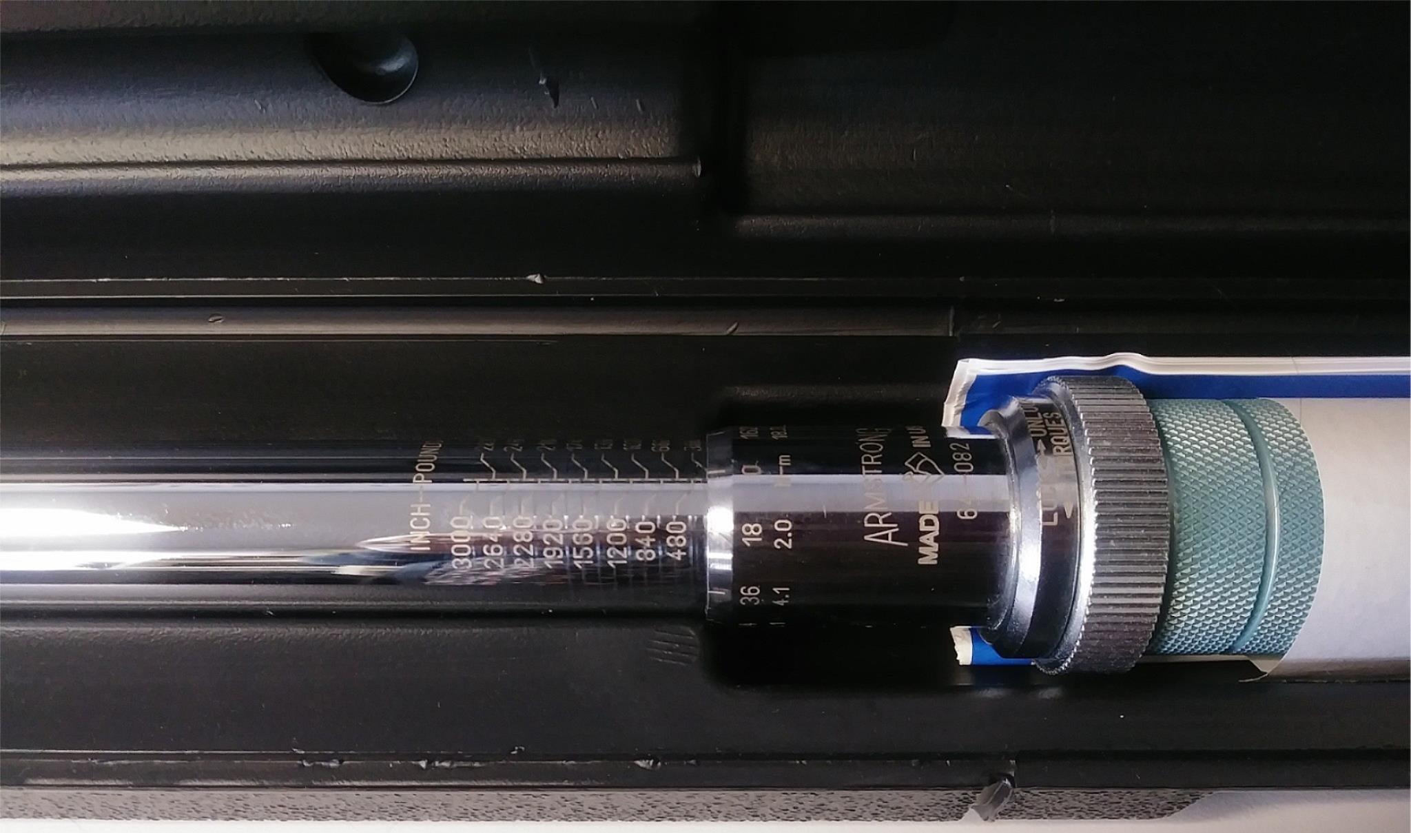 Armstrong 64-082 1/2″ Drive Micrometer Torque Wrench 300 to 3000 in-lb USA Sale