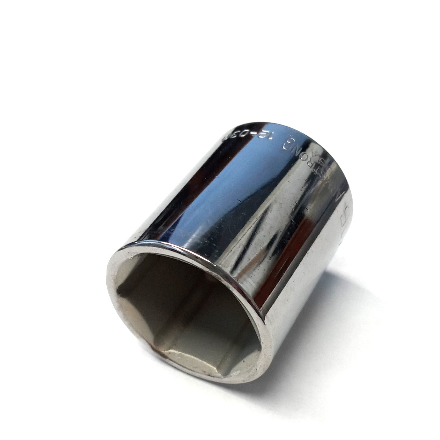 Armstrong 12-030 1/2″ Drive 15/16″ Socket 6pt USA Online