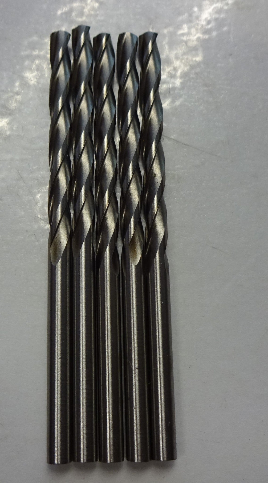 Bosch 2610921217 1/8″ x 2-5/16″ Triple Flute Cutoff Bits 5pcs. Discount